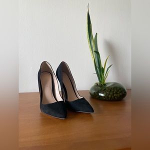 Gloria Black Vegan Suede Pumps